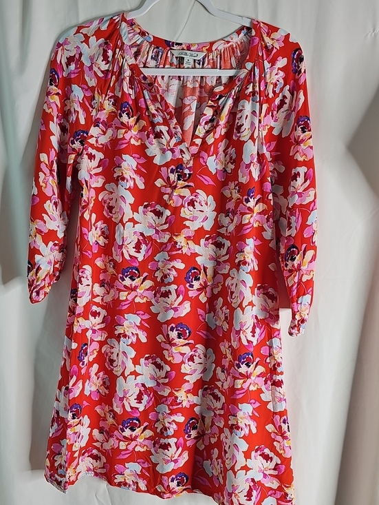 The Pioneer Woman Dresses & Skirts - The Pioneer Woman Red Pink Floral V-Neck Dress